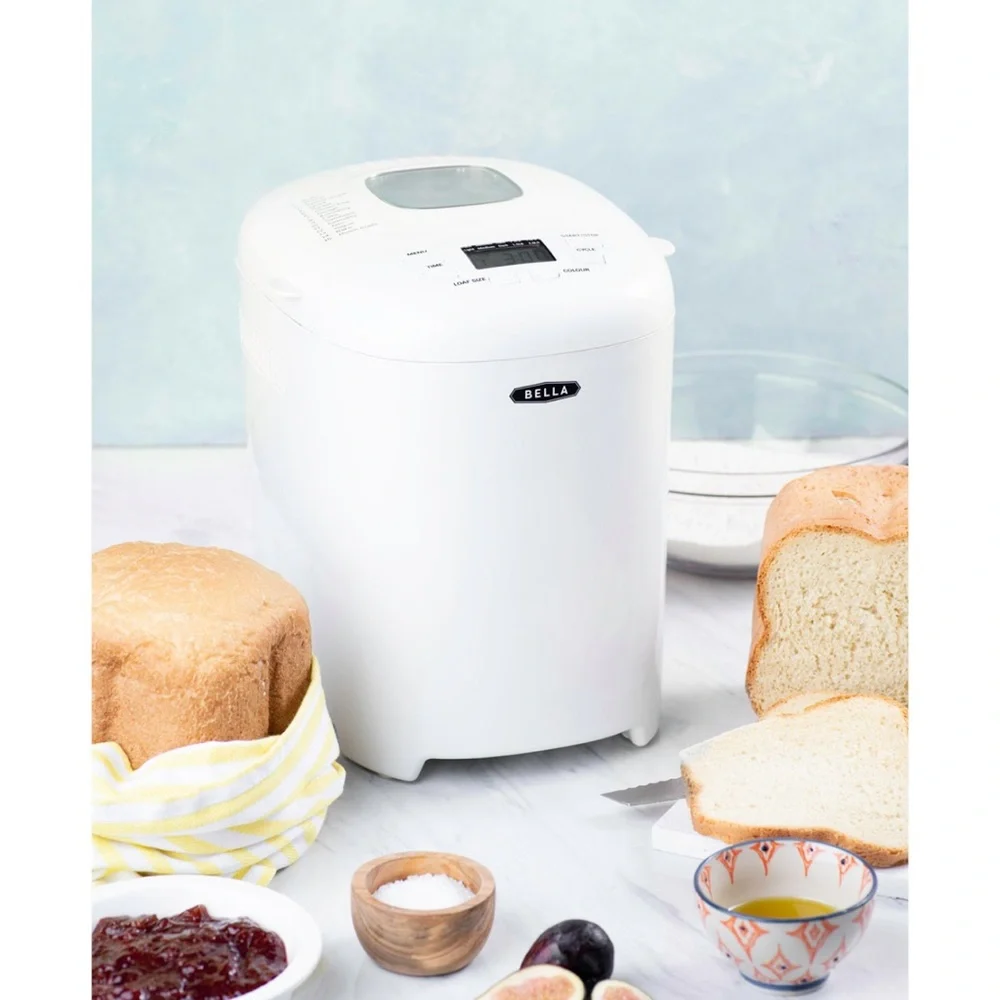 Bella Breadmaker bakes cakes also
